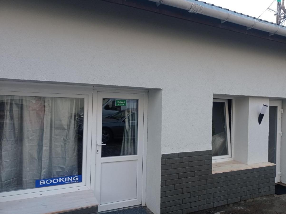 Apartment Parking Loft Akaciju VNO Dış mekan fotoğraf